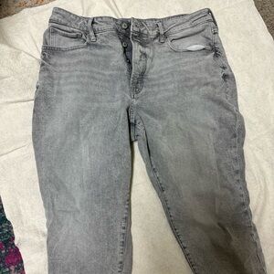Light wash Grey old navy jeans. Size 16.
